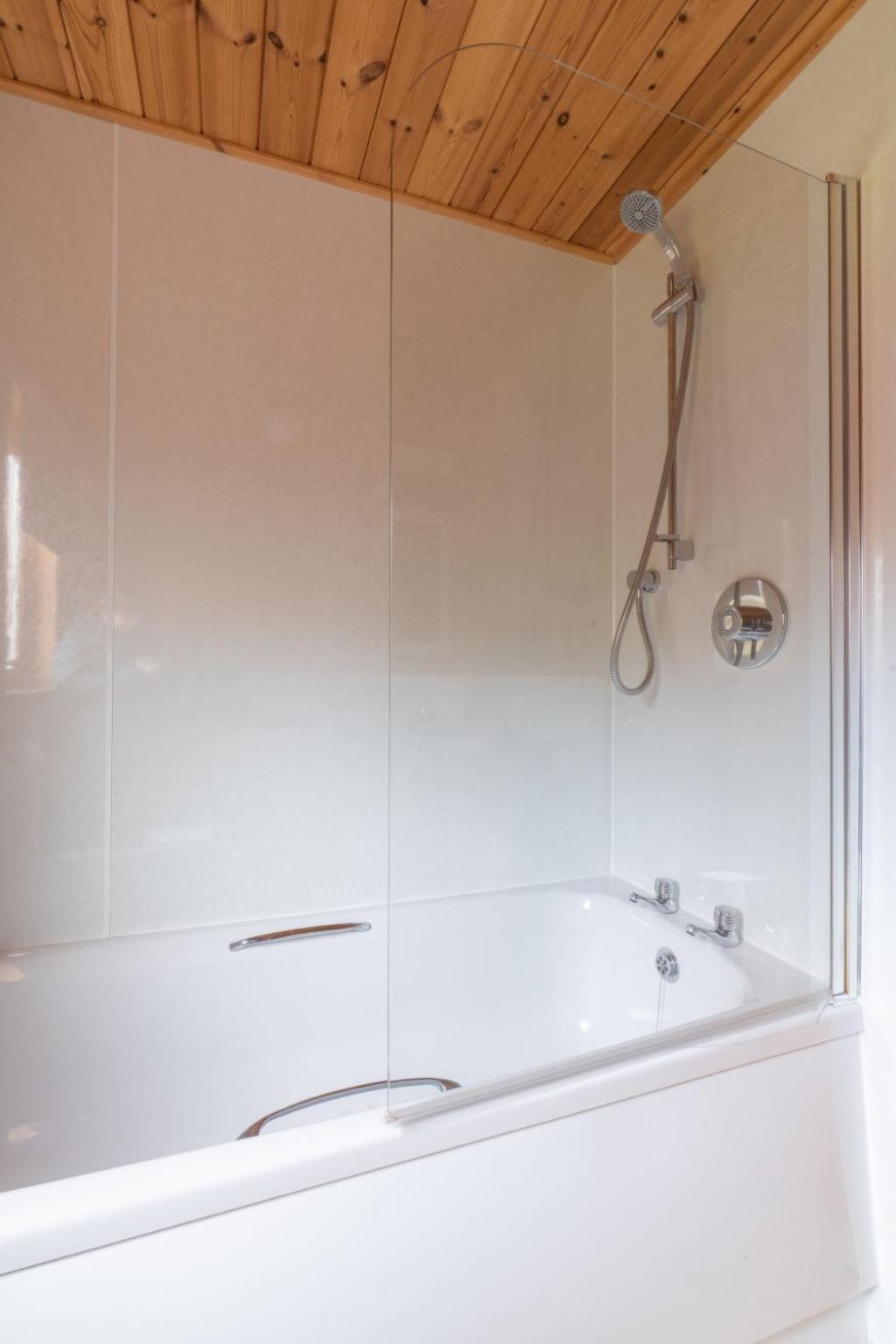 Chalet Loch Leven Lodge 10 By Interhome Kinross Extérieur photo